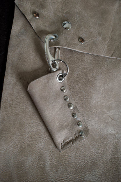 Studded Lighter Sleeve