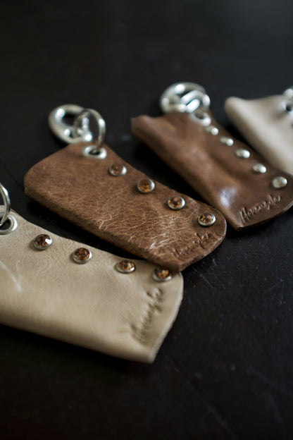 Studded Lighter Sleeve