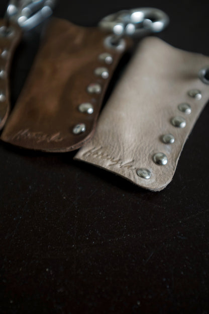 Studded Lighter Sleeve